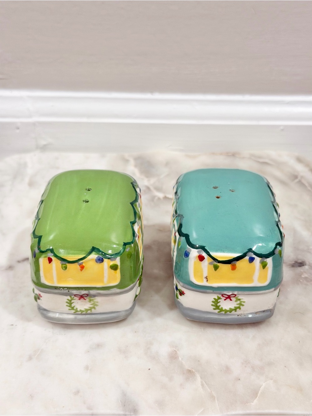 Christmas Camper RV Salt Pepper Shakers Ceramic Holiday Kitschy